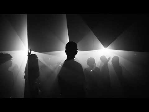 mïus x Attaray - naked waves @ Zsolnay Light Festival (trailer)