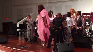 What He's Done For Me - Lisa Knowles-Smith and The Brown Singers