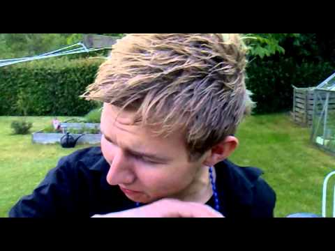 Greetings to Eiqu from the First Grade members in Denmark