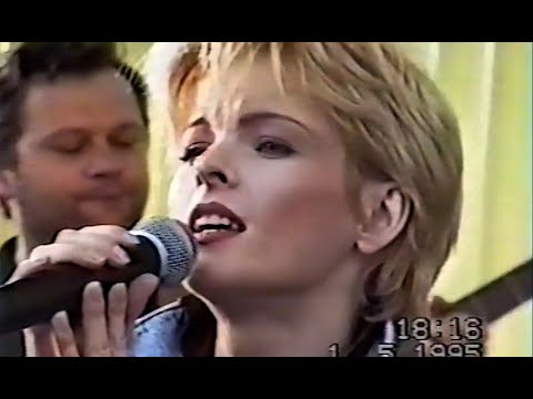 Iveta Bartošová - Solitér (Solitaire) (fan-made clip) (1995)