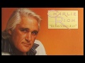 Charlie Rich - Somewhere There's A Love Song