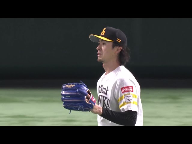 【7回表】ホークス・上沢直之 ボテボテのピッチャーゴロをジャンピングスローでアウトに!! 2025年5月1日 福岡ソフトバンクホークス 対 北海道日本ハムファイターズ