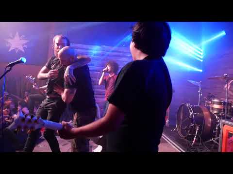 I Set My Friends On Fire - Sex Ed Rocks LIVE (Austin Texas)