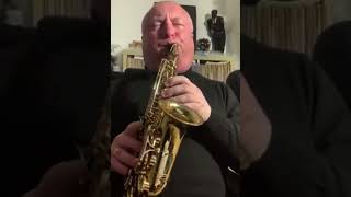 10MFAN ARTIST Robert Anchipolovsky “This can’t be love” on his VIRTUOSO mouthpiece + curved soprano￼