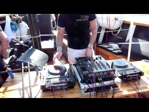 Dj Ivan Romero @ Hardcruise 2010