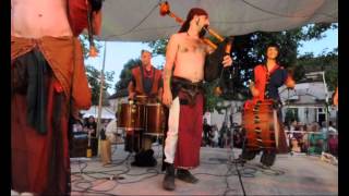 Les Médiévales de Provins 2012 (concert du 23/06/2012) - Barbarian Pipe Band [1/3]