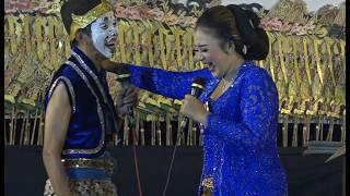 Download lagu NIKEN GARAI PANAS NGISOR DUWURE DALANG..!!?? mp3