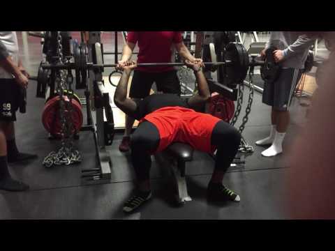 Power Rack Eccentric Potentiation Bench Press with Chains