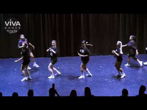 09 Viva Hip Hop Burlesque (Domi)