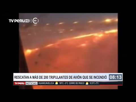 Singapur: avión se incendia tras aterrizaje de emergencia