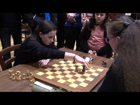 žiačky ZŠ 2.6. Miková Miriam - WCM Šošovičková Martina 1 - 0