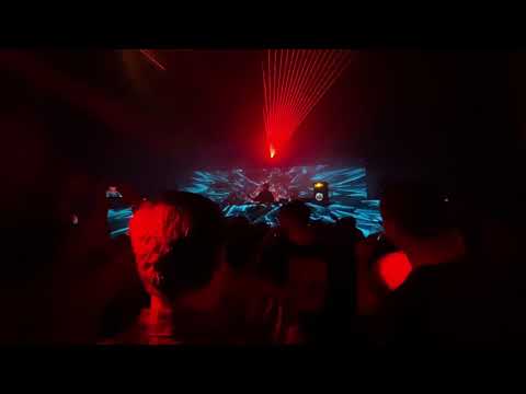 Henry Saiz drops A Major Minor (D-Nox & Beckers Remix) @ Winter Fresh Wave Sarajevo 28.12.2019.