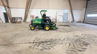 بيع جزازة العشب جرار John Deere 8800 TerrainCut - صورة 4 | Agroline TN جزازة العشب جرار John Deere 8800 TerrainCut | صورة 4 - Agroline