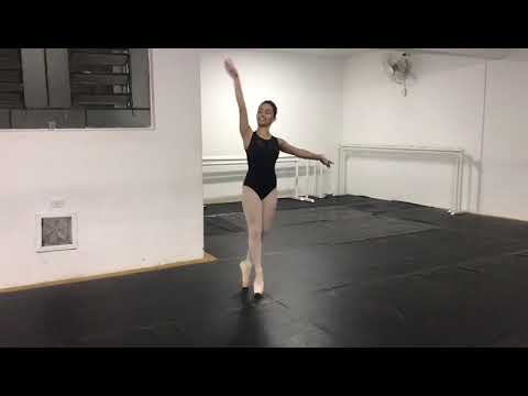 download lagu mp3 mp4 Sara Sartori, download lagu Sara Sartori gratis, unduh video klip Sara Sartori