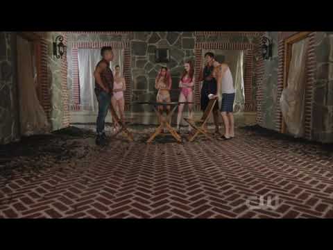 The Serpents Plan to Get Hot Dog Back | 3x01 | Riverdale