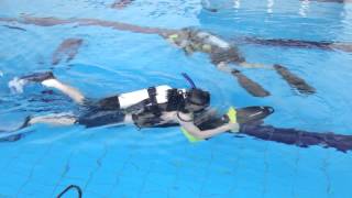 preview picture of video 'Junior Street Games Scuba Session'