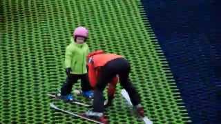 preview picture of video 'Aspen Ski-Snowboard Antwerpen Wilrijk styczeń 9, 2013'