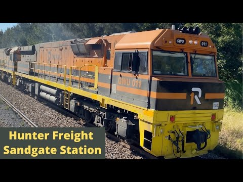 Hunter Line Freight Trains at Sandgate Station - Pacific National, One Rail, Aurizon, Hunter Coal