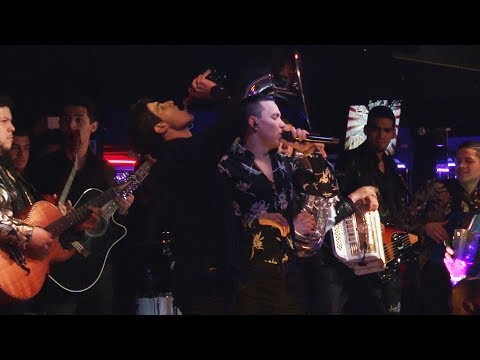 A Traves Del Vaso - Adriel Favela Ft. Javier Rosas (En Vivo 2019 Club Rodeo San Jose, CA)