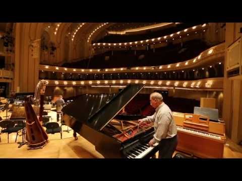 So Chicago: Piano (tuning) man