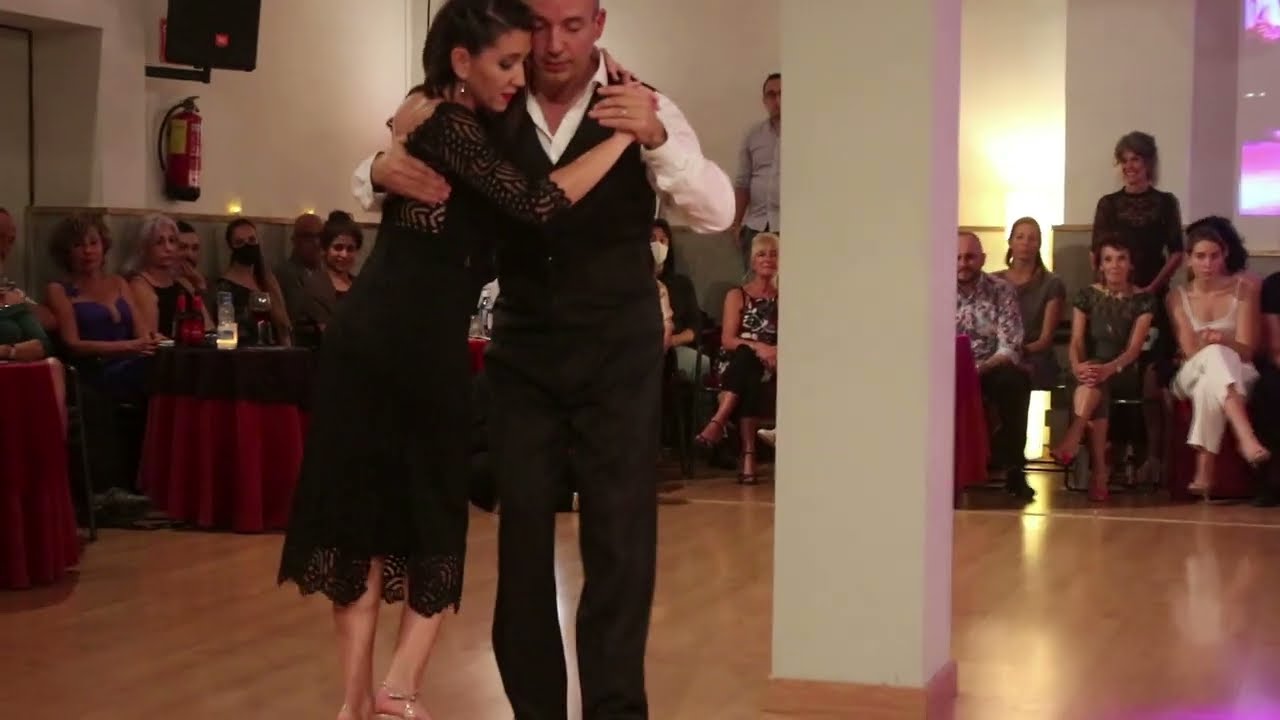Horacio Pebete Godoy y Cecilia Berra - Milonga Flor de Monserrat - Biagi - Alberto Amor