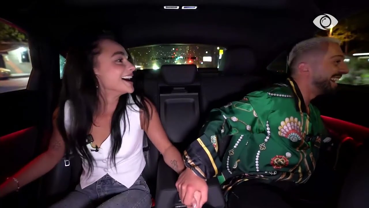 Ky është Zogu i Zi/ Egli i tregon Gjestit vendet e kryeqytetit: Do mësohesh me Tiranën