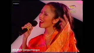 Download lagu ANIS SURAYA - CINTA TERSIMPUL RAPI (AMBANG TAHUN BARU 2000 KLCC) mp3 Download lagu ANIS SURAYA - CINTA TERSIMPUL RAPI (AMBANG TAHUN BARU 2000 KLCC) mp3
