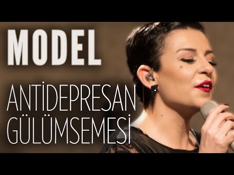 Model - Antidepresan Gülümsemesi (JoyTurk Akustik)
