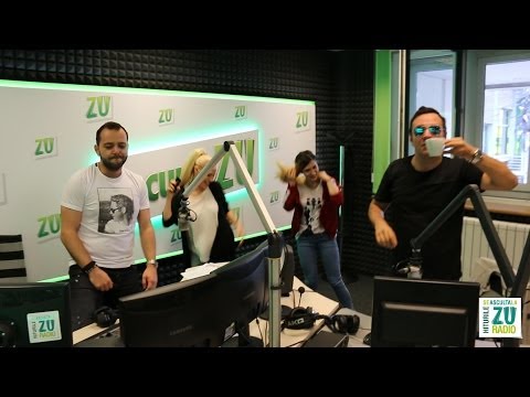 Amna si Adda isi asculta noua piesa in premiera la radio
