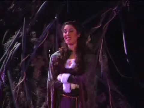 Julie Andrews performing song The Simple Joys of Maidenhood