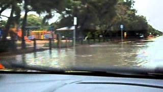 preview picture of video '2011.02.04 Driving through flooded streets in Chelsea, Melbourne'