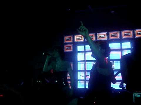 Umbela ft. Polina Griffith- S.O.S.(Live in Justo)