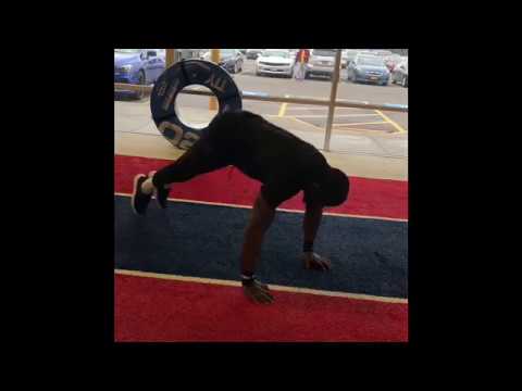 Super strong calisthenic aesthetic guy Tyshawn Starks