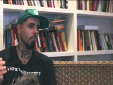 Tico Santa Cruz - Programa Contos do Rock -- Canal Bis (13-08-2013)