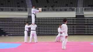 preview picture of video 'Taekwondo Demonstration @ Taekwondowon'
