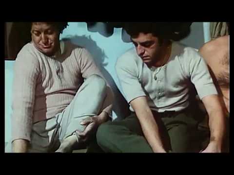 IL SAPONE PER TERRA NELLA DOCCIA DEI MILITARI - 4 marmittoni alle grandi manovre