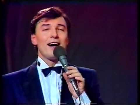 Karel Gott - Oči sněhem zaváté (live 1984)