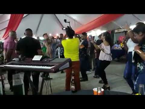 Selector Jonny - @ravibkarma live performance on a birthday true Autovibez Sound