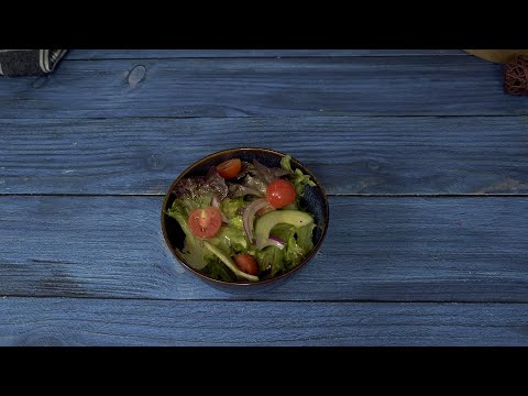 The Perfectly Simple Homemade Vinaigrette (#howto #howtocook)