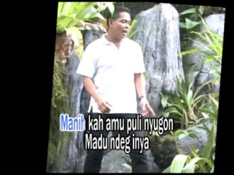 Alon lupeng ngampan janda