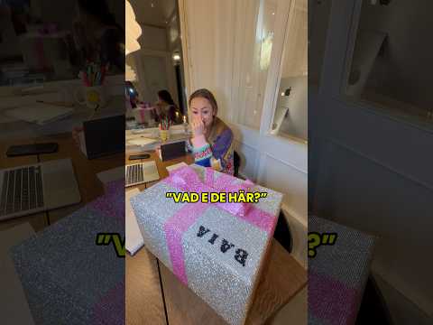 Tobias ÖVERRASKAR mig med en BAIA JULKALENDER! 😱 Öppnar lucka 1! #julkalender #baia