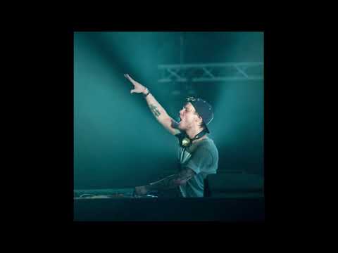 Avicii - Greyhound vs Antidote (Mawazine Festival 2015 Mashup)