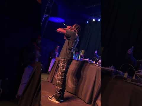 Performing at Hieroday preshow!