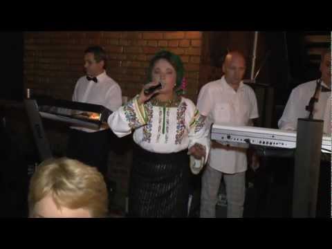 NUNTA HANUL ANCUTEI - Invitat LAURA LAVRIC -11 August 2012