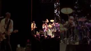 Ann Wilson of Heart performs Peter Gabriel's Don't Give Up