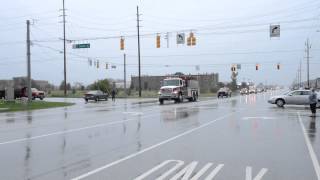 preview picture of video 'Merrillville Indiana Police Officer Nick Schultz funeral procession through Crown Point.'