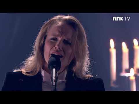 Videoclip de Don't Run and Hide (Piano Version) — Ane Brun