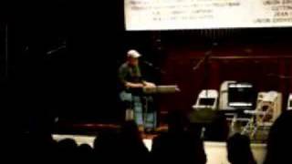 Jeff Little performs orange blossom special at NCTAF