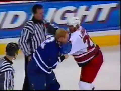 Wade Belak vs Darren Langdon Round 1