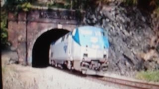 preview picture of video 'Amtrak 74 & 98 Capitol Limited Point of Rocks Tunnel'